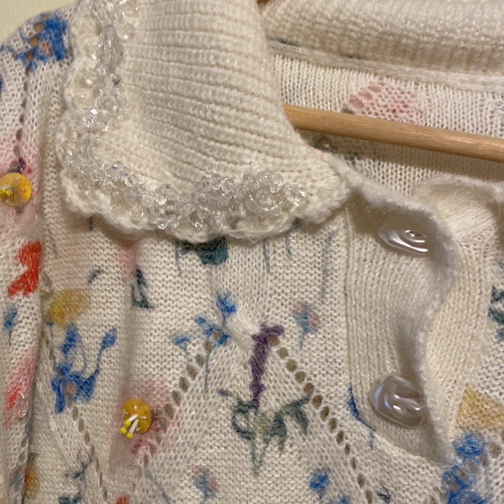 DESIGN UNCLE Floral Knit Sweater with Peter Pan Collar. Size L. New - Picture 3 of 10